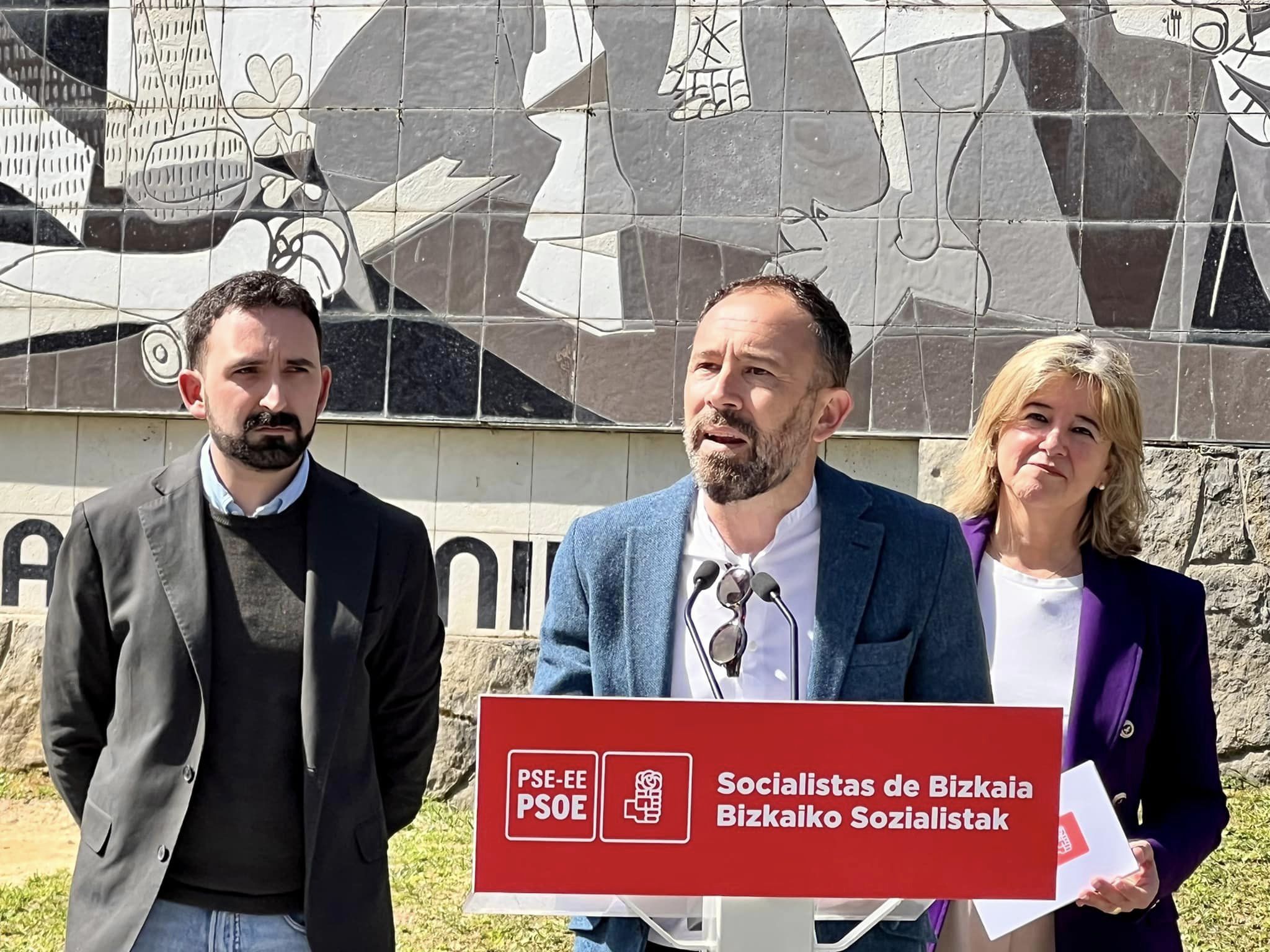 Denis Itxaso. Presentación candidato a la Alcaldía de Gernika, Ander Larrinaga